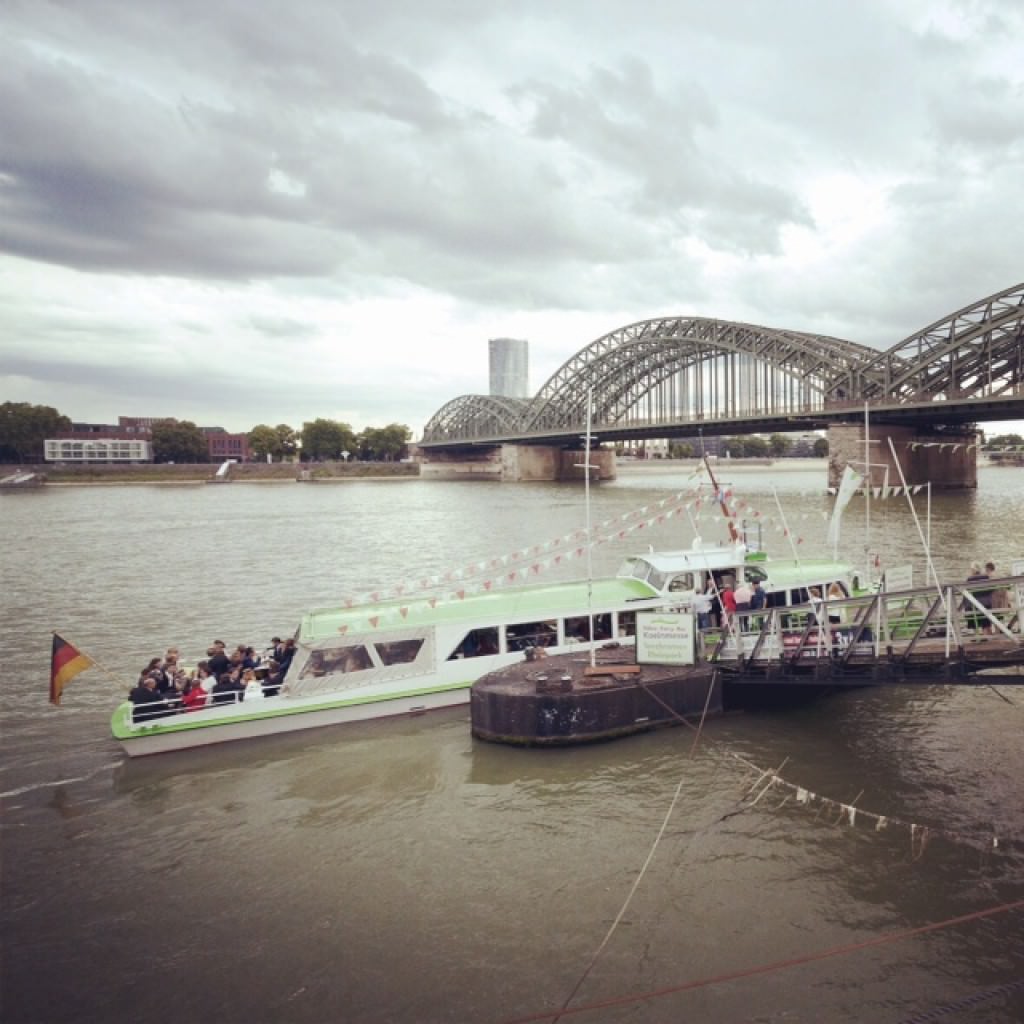 Die Deutsch-Französische Hochzeit fand in den Rheinterrassen in Köln statt.