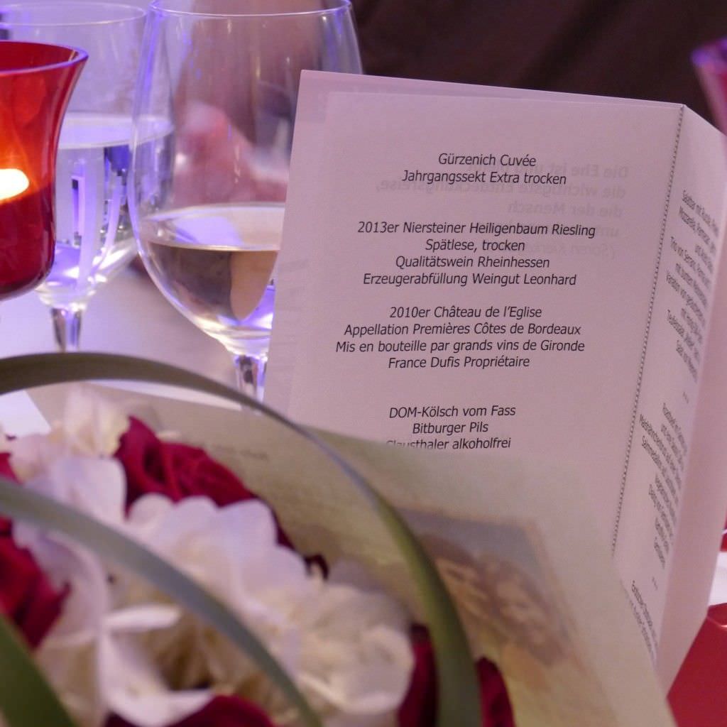 Menükarte einer Hochzeitsfeier in der Eventlocation Die Bastei in Köln.
