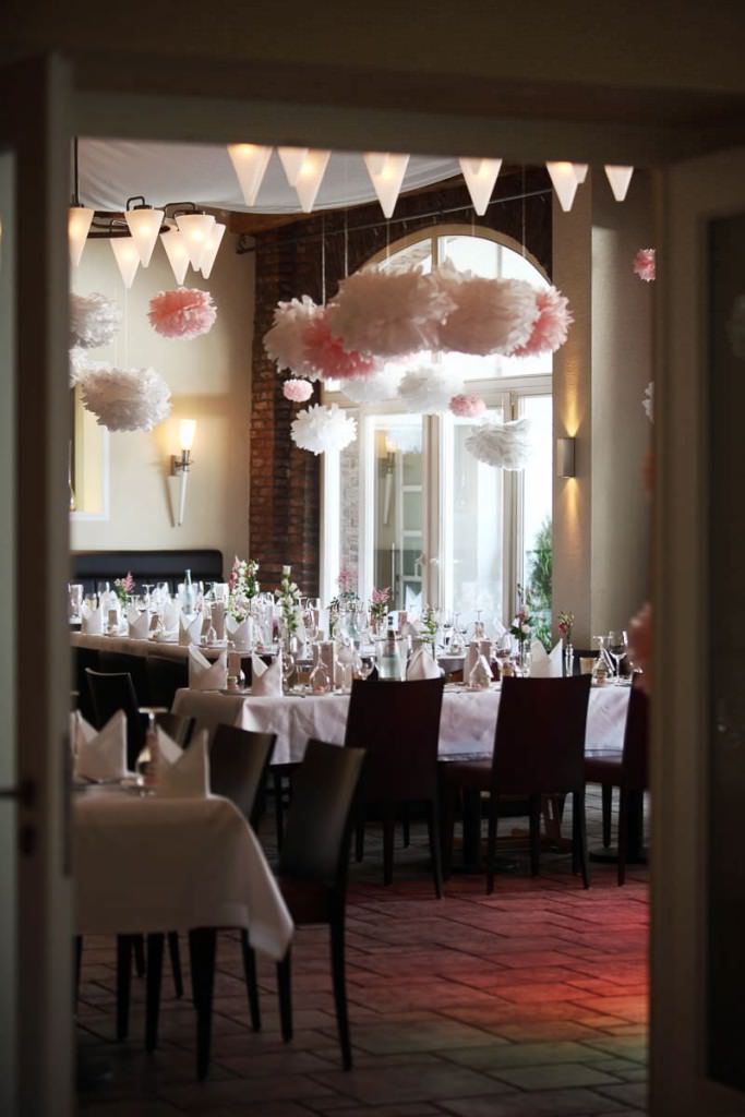 Hochzeit im Gut Dyckhof in Düsseldorf feiern