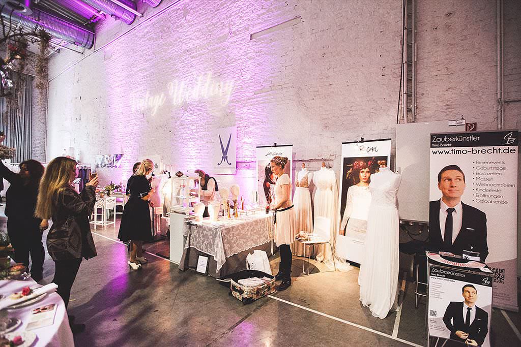 Hochzeitsdienstleister stellen auf der Vintage Wedding Hochzeitsmesse aus