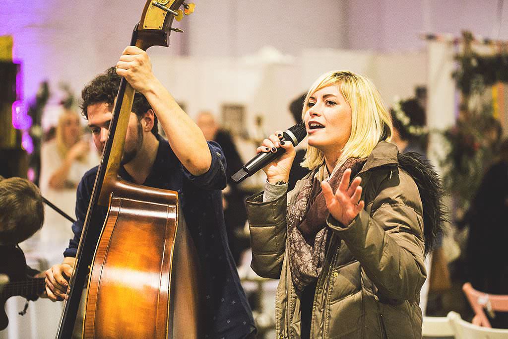 Live Musik mit Gesang auf der Vintage Wedding Hochzeitsmesse in Köln