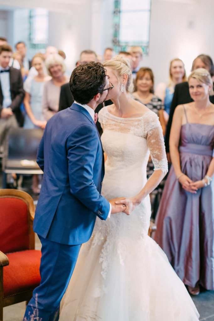 Hochzeit Gut Knittkuhle: Das Brautpaar beim Hochzeitstanz