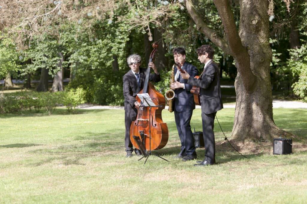 Hochzeit Schloss Gartrop: Live Musik beim Hochzeitsempfang