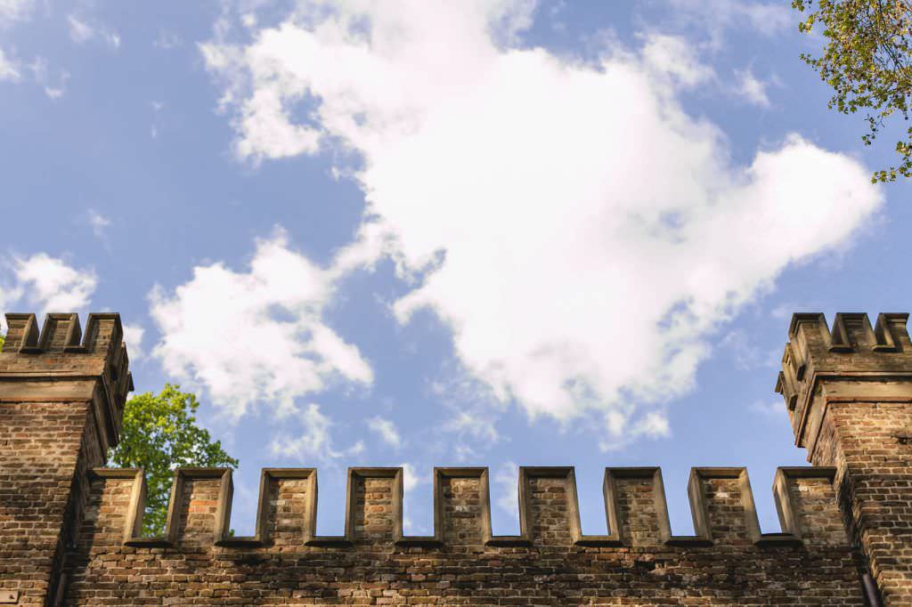 Hochzeitslocation Rittergut Orr: Außenmauer