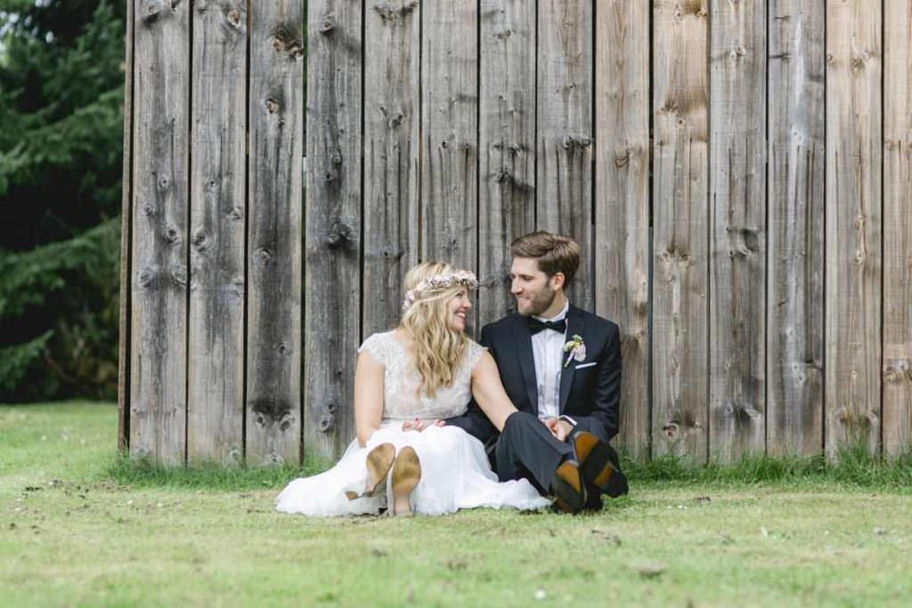 Hochzeit Kastanienhof Köln: Paarshooting im Garten