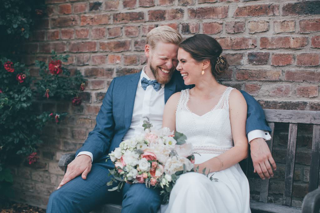 Hochzeitsfoto vom Brautpaar einer Hochzeit auf Gut Hohenholz