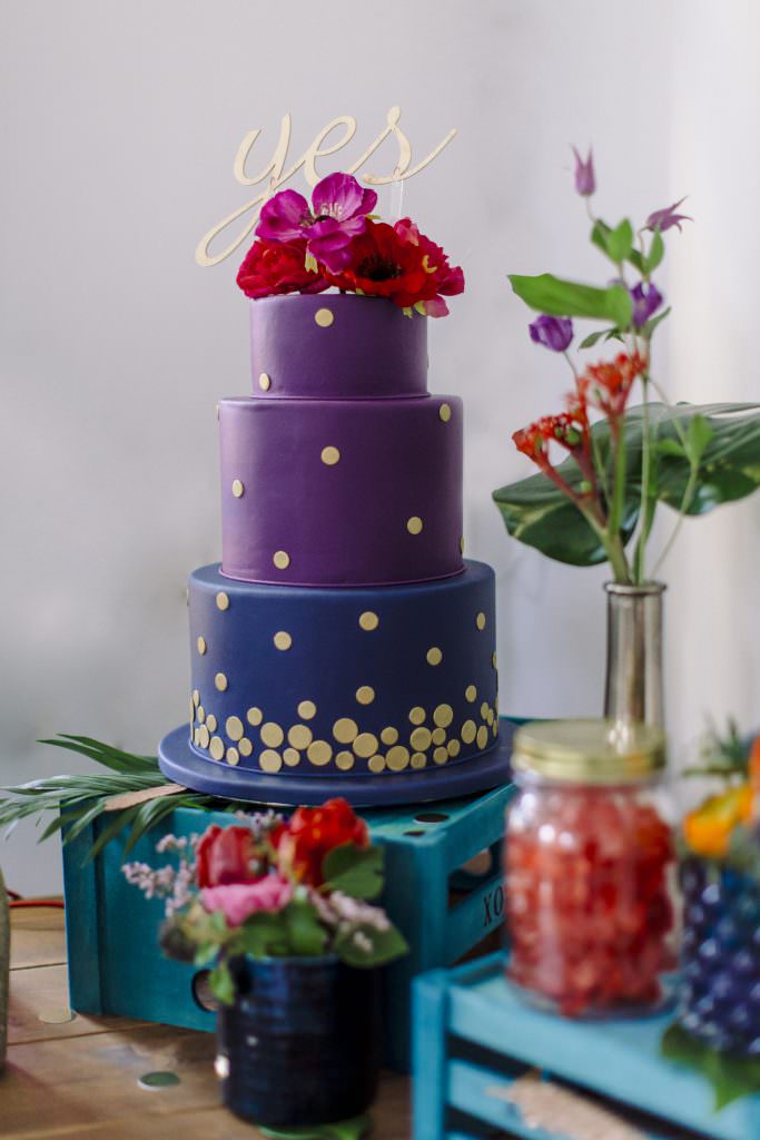 Bube Dame Herz Hochzeitsmesse: Bunte Hochzeitstorte