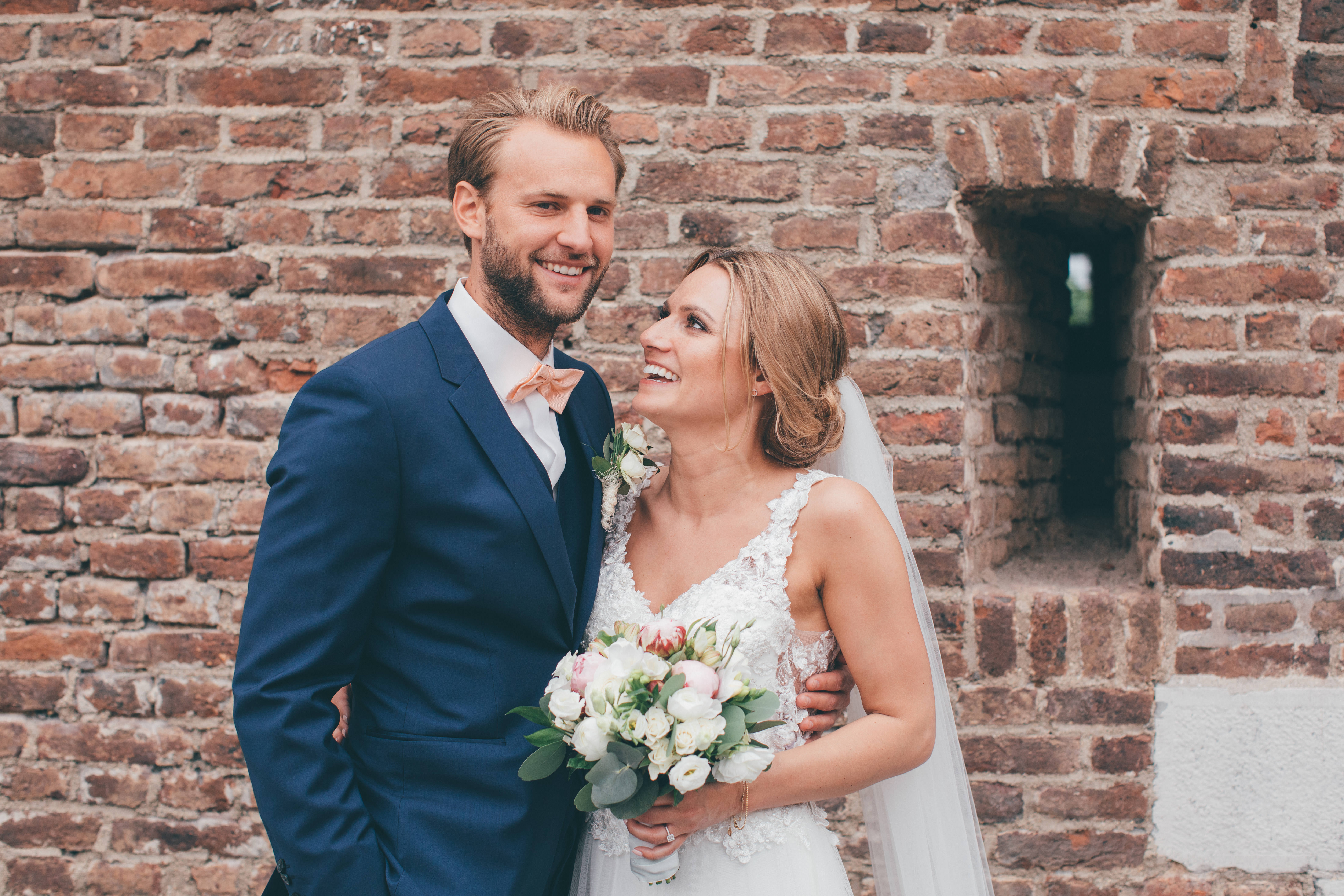 Hochzeit Blumenhalle Jülich: Hochzeitsfoto vom Brautpaar