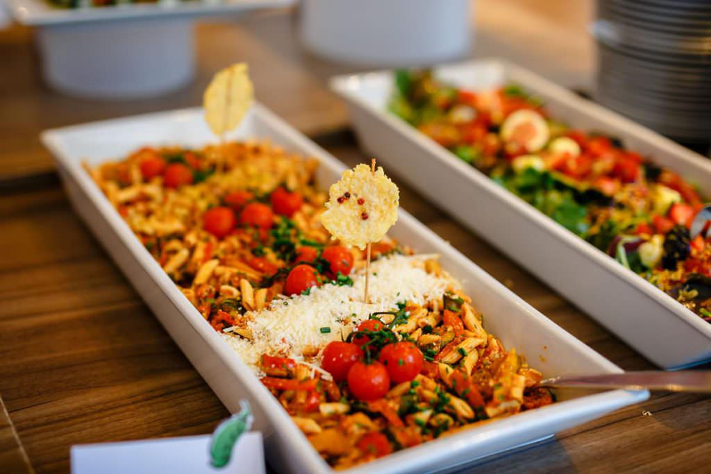 Hochzeit Seepavillon Köln Vorspeisenbuffet von Kaiserschote Feinkost Catering